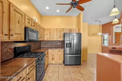 620 W Greenview Place, Green Valley, AZ 85614 - Photo 13