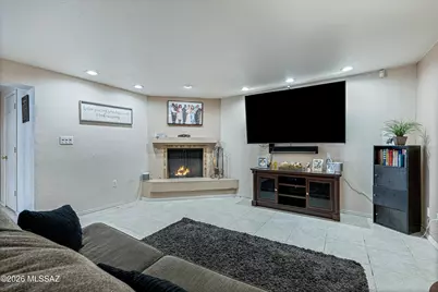 460 E Yvon Drive, Tucson, AZ 85704 - Photo 5