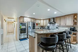 460 E Yvon Dr, Tucson, AZ 85704 - Photo 11
