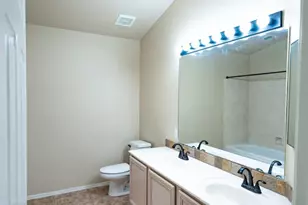 11119 N Desert Flower Dr, Oro Valley, AZ 85737 - Photo 7