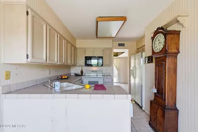 7111 E Rosslare Drive, Tucson, AZ 85715 - Photo 17