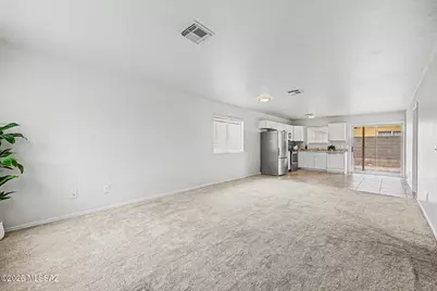 7035 S Placita Sorrento, Tucson, AZ 85756 - Photo 3