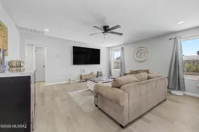 9240 E Colette Street, Tucson, AZ 85710 - Photo 7