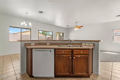 6272 W Mesa Garden Drive, Tucson, AZ 85757 - Photo 13