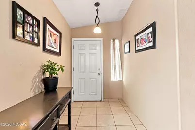 8966 E Alderpoint Way, Tucson, AZ 85730 - Photo 5