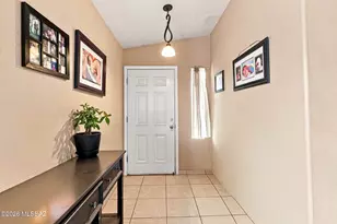 8966 E Alderpoint Way, Tucson, AZ 85730 - Photo 5
