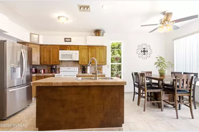 975 Calle Dura, Rio Rico, AZ 85648 - Photo 9