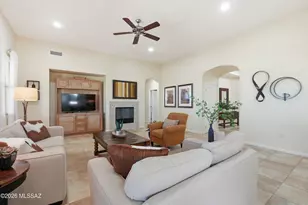 60782 E Arroyo Vista Dr, Oracle, AZ 85623 - Photo 9