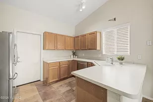2646 W Cholla Ridge Pl, Tucson, AZ 85742 - Photo 13