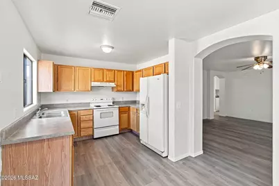 2876 N Xochipilli Drive, Tucson, AZ 85745 - Photo 13