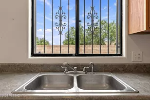 2876 N Xochipilli Dr, Tucson, AZ 85745 - Photo 21