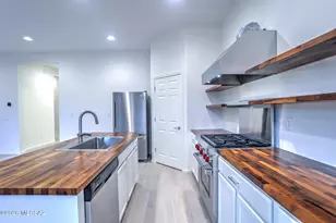 13175 N Weatherglass Dr, Oro Valley, AZ 85755 - Photo 11