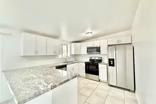 6042 E 33rd St, Tucson, AZ 85711 - Photo 9