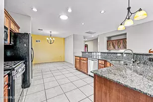 531 W Royal Troon Pl, Green Valley, AZ 85614 - Photo 11