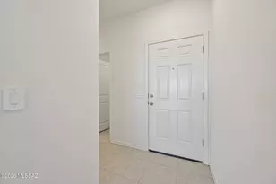 6558 NW Sandyfield Way W, Tucson, AZ 85757 - Photo 9