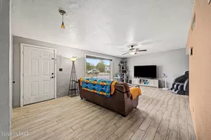 7102 E 30th St, Tucson, AZ 85710 - Photo 5
