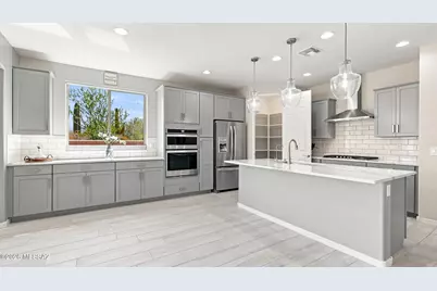 12081 N Raphael Way, Oro Valley, AZ 85742 - Photo 17