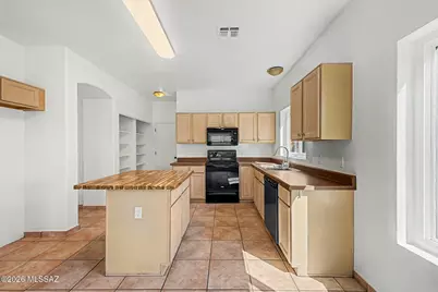 7334 W Clear Canyon Drive, Tucson, AZ 85743 - Photo 15