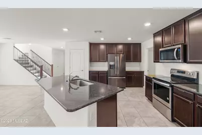 8536 W Amazilia Place, Tucson, AZ 85757 - Photo 13