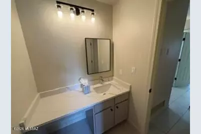 3040 N Willow Creek Drive, Tucson, AZ 85712 - Photo 5