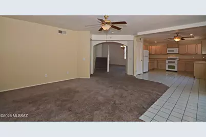 7330 W Beryllium Lane, Tucson, AZ 85743 - Photo 7