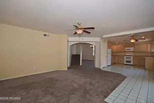 7330 W Beryllium Ln, Tucson, AZ 85743 - Photo 7