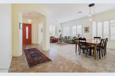 2506 E Bluejay Bluff Lane, Green Valley, AZ 85614 - Photo 11