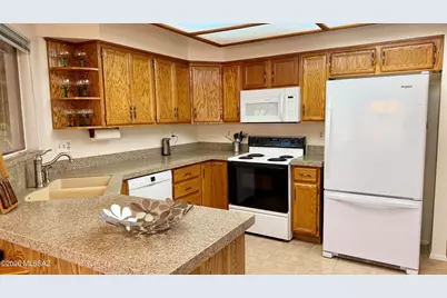 14420 N Del Webb Boulevard, Oro Valley, AZ 85755 - Photo 17