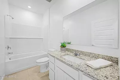 10502 W Kerrigan Lane, Marana, AZ 85653 - Photo 15