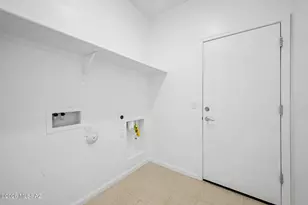 10502 W Kerrigan Ln, Marana, AZ 85653 - Photo 19