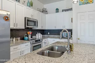 13737 N Carlynn Cliff Dr, Oro Valley, AZ 85755 - Photo 13