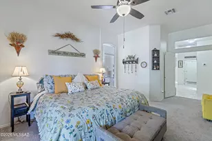 13737 N Carlynn Cliff Dr, Oro Valley, AZ 85755 - Photo 21