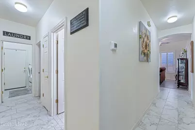 13737 N Carlynn Cliff Drive, Oro Valley, AZ 85755 - Photo 23