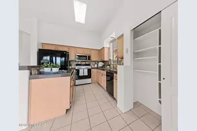 6461 N Sun Bluff Drive, Tucson, AZ 85704 - Photo 19