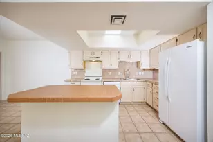 5840 E Hohokam Trail, Tucson, AZ 85750 - Photo 11