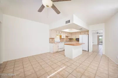 5840 E Hohokam Trail, Tucson, AZ 85750 - Photo 9