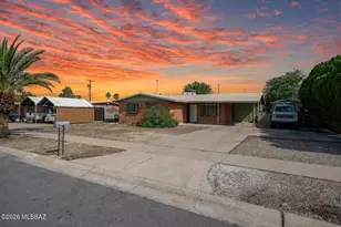 7041 E Calle Pegaso, Tucson, AZ 85710 - Photo 1