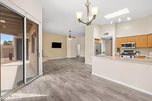 11990 N Labyrinth Dr, Oro Valley, AZ 85737 - Photo 19