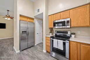 11990 N Labyrinth Dr, Oro Valley, AZ 85737 - Photo 17