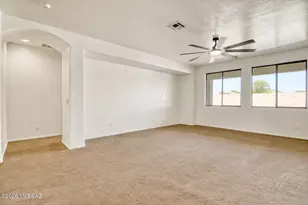 8433 N Crested Quail Dr, Tucson, AZ 85743 - Photo 5