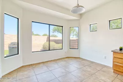 8433 N Crested Quail Drive, Tucson, AZ 85743 - Photo 9