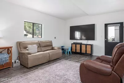5781 E Paseo Cimarron, Tucson, AZ 85750 - Photo 9