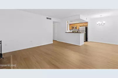 101 S Players Club Drive #11103, Tucson, AZ 85745 - Photo 5