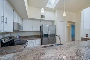 6373 N Willowhaven Dr, Tucson, AZ 85704 - Photo 11