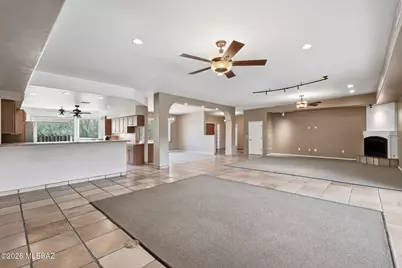 10401 E Plumeria Road, Tucson, AZ 85749 - Photo 11