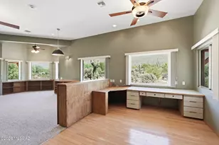 10401 E Plumeria Rd, Tucson, AZ 85749 - Photo 17