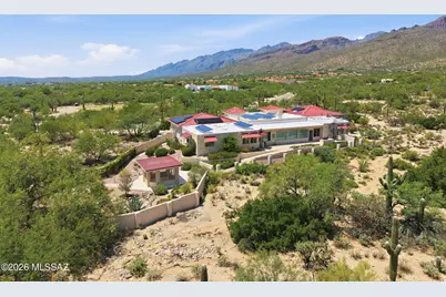 10401 E Plumeria Road, Tucson, AZ 85749 - Photo 5
