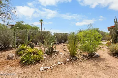 1533 E Spring Street, Tucson, AZ 85719 - Photo 25