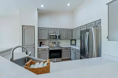 36972 S Highland Ridge Drive, Saddlebrooke, AZ 85739 - Photo 31