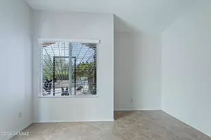 36972 S Highland Ridge Dr, Tucson, AZ 85739 - Photo 11